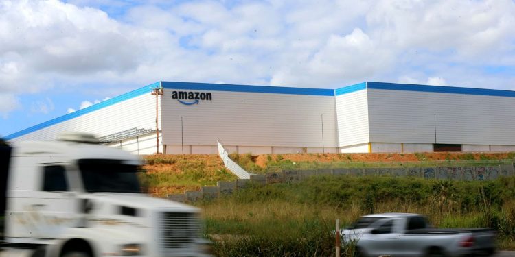 Amazon confirma Centro de Distribuição em Itaitinga com centenas de empregos