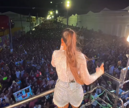 Ivete arrastou uma multidão não vista há 22 anos em Aracati