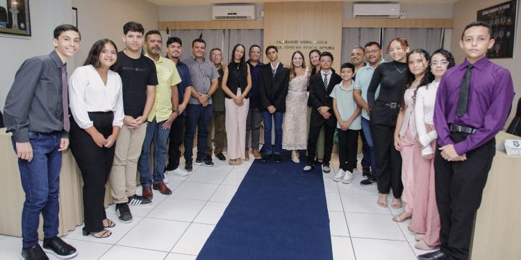 Câmara Municipal de Fortim realiza a primeira sessão ordinária do Parlamento Jovem