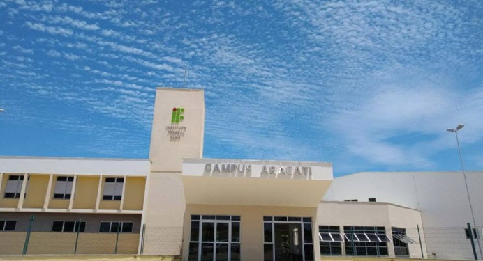 IFCE abre inscrições para auxílio formação aos estudantes em Aracati