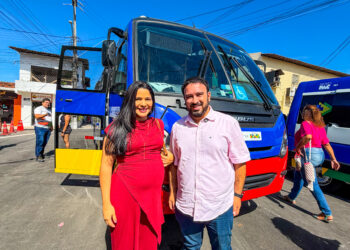 Itaiçaba recebe micro-ônibus para transporte de pacientes que realizam tratamento em Fortaleza